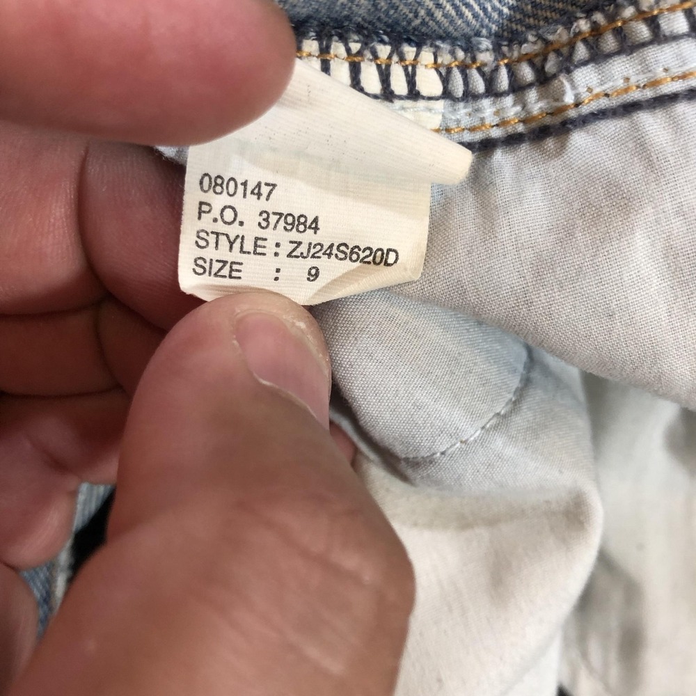 Vintage Calvin Klein Jeans Denim Shorts Juniors 9 28W Blue Cutoff Relaxed Y2K - Picture 12 of 16